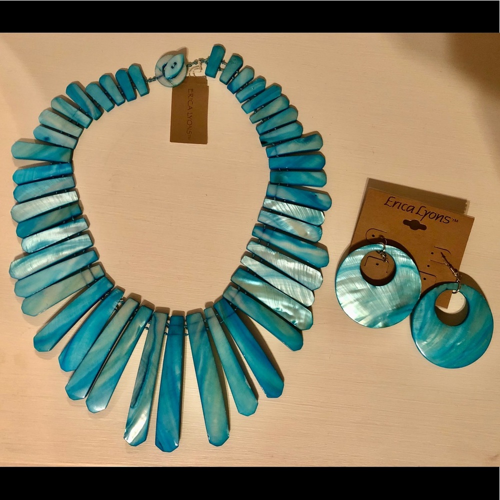 NWT Erica Lyons Blue Shell Necklace & Earrings Set